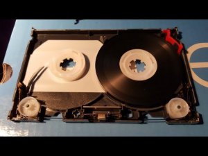 DCC - история улучшения "Цифрой" любимой нами Компакт Кассеты.