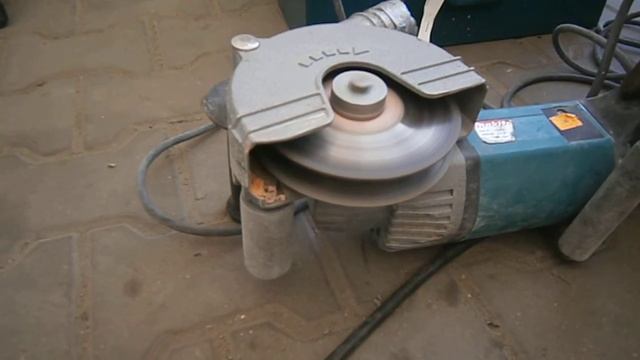 Makita SG150 смотреть онлайн