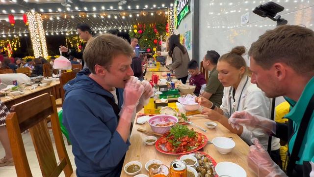 Я съел ЭТО... Челлендж! Здесь самые дешевые морепродукты в Азии! смотреть онлайн