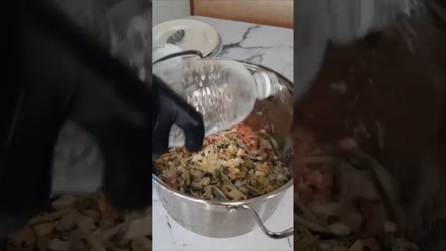 Окрошка моя любимая?Количество ингредиентов в описании? #окрошка #окрошканакефире #окрошкарецепт смотреть онлайн