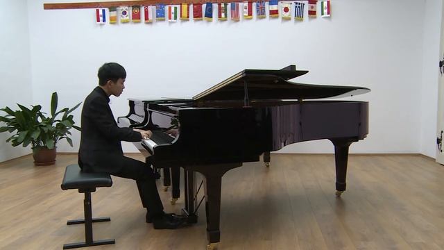 Alexander Scriabin: F-sharp minor etude op. 8. no. 2. смотреть онлайн