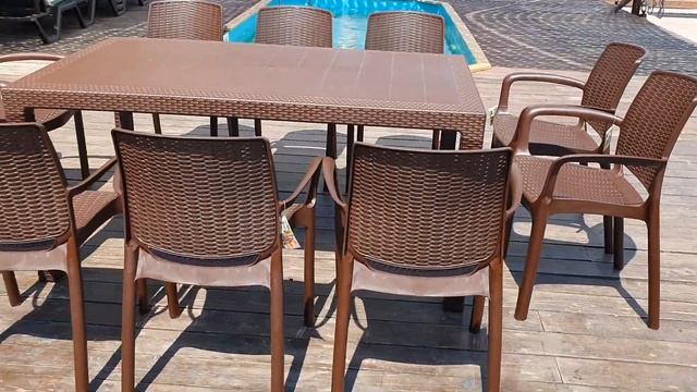 Стол Стулья Пластик Ротанг #ротанг, #мебельизротанга, #мебельдлякафе смотреть онлайн