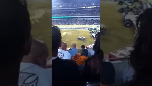 Maximum Destruction Monster Jam смотреть онлайн