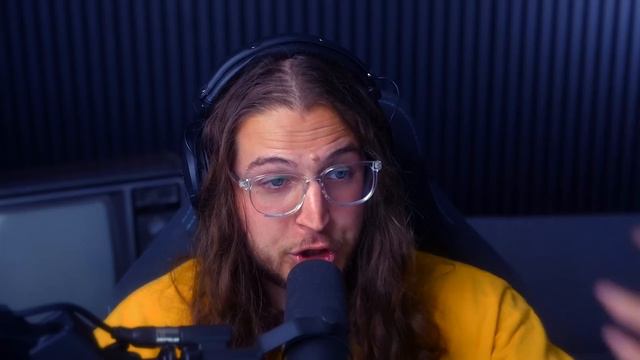 Streamer Thinks She's a Dog смотреть онлайн