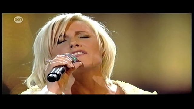 Dana Winner Live Halelujah.mov смотреть онлайн