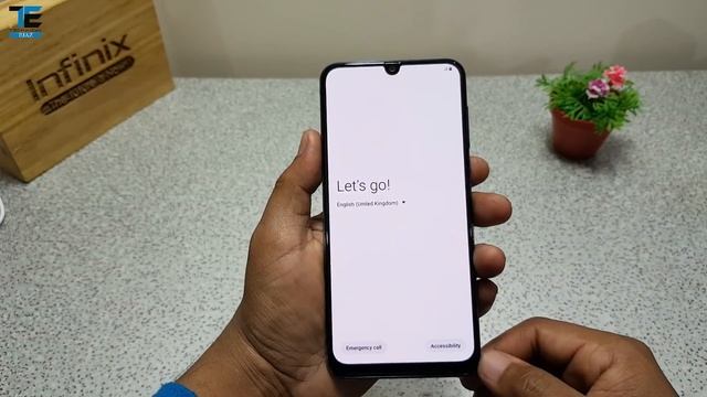 Samsung Galaxy A30 Unboxing And Full Review & Camera Test Hindi/Urdu смотреть онлайн