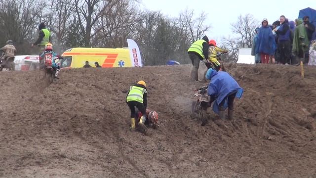 Motokross Aizputē смотреть онлайн