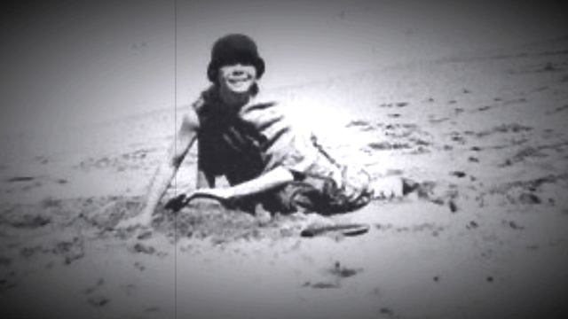 Poema “Epitafio para mi tumba” de Alfonsina Storni смотреть онлайн