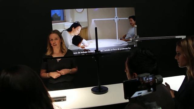 Lámpara Inteligente Dyson (Presentación en Inglés) смотреть онлайн