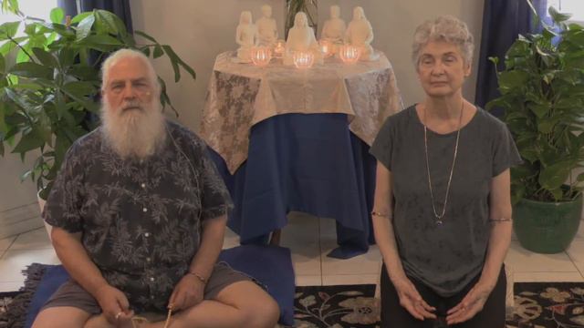 Warrior of Light Meditation with Rammurti & Sita смотреть онлайн
