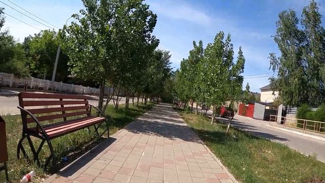 Костанай Жара. Пешее путешествие по улице Амангельды смотреть онлайн