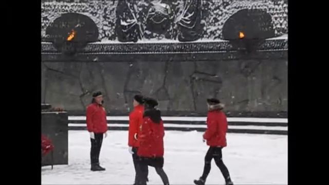 Акция Гвоздика Памяти в 355 школе смотреть онлайн