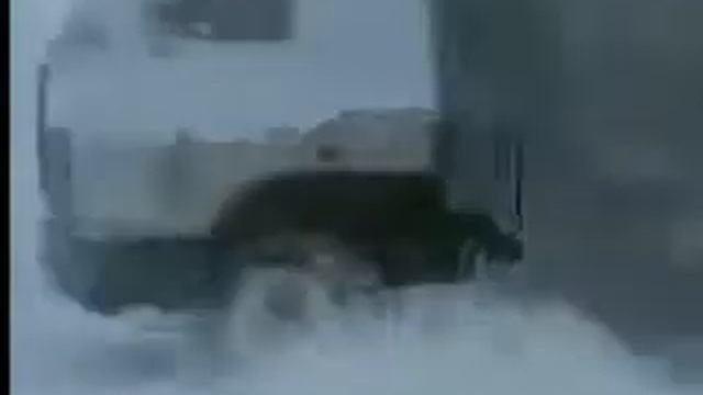Дрифт на МАЗ сила, грузовые автомобили смотреть онлайн