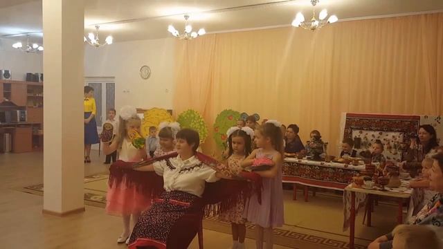 Осенний праздник группы Звездочка д/с "Вишенка" г.Сясьстрой смотреть онлайн