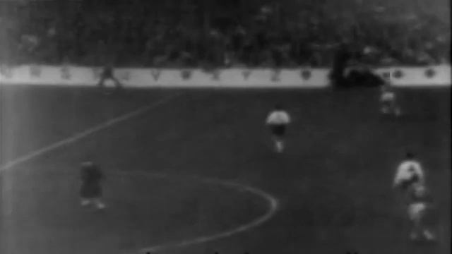 ROY VERNON SCORES EVERTON FC’S SECOND GOAL V BURNLEY FC – GOODISON PARK – 15TH DECEMBER 1962 смотреть онлайн