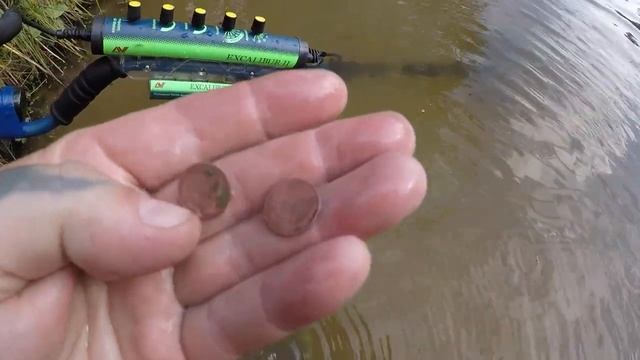 ПЛЯЖНЫЙ ПОИСК В ЛЕСНОМ ПРУДУ BEACH SEARCH IN A FOREST POND IN RUSSIA смотреть онлайн