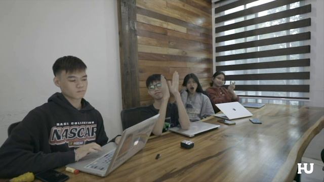 Powerpoint Night! смотреть онлайн