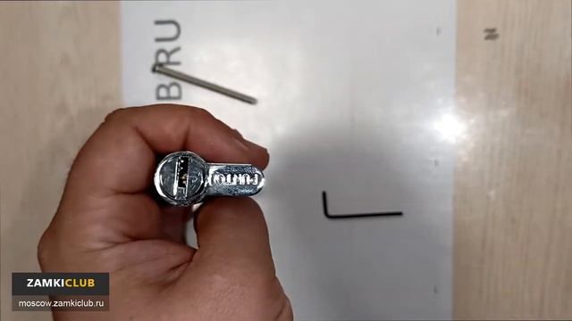 Цилиндровый механизм Punto (Пунто) со штоком Z407/85 смотреть онлайн
