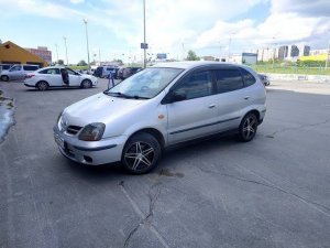 Обзор Ниссан Тино. Nissan Tino.