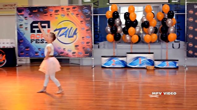 Детский спортивно-акробатический танец 17 смотреть онлайн