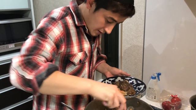 Kaori va Sherzod xonadonida o’zbek oshi! смотреть онлайн