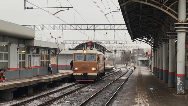 МТКП-050 (АДЭ1–050) На станции Нагатинская смотреть онлайн