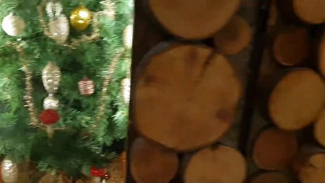 Варим стекло и выдуваем вазы, падаем в обморок от хрустальной красоты и цен, где спит дед мороз... смотреть онлайн