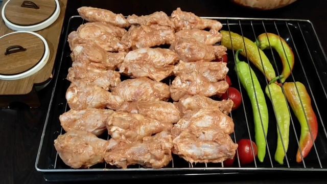 самые вкусные КРЫЛЫШКИ? в духовке тот самый вкус просто ? смотреть онлайн