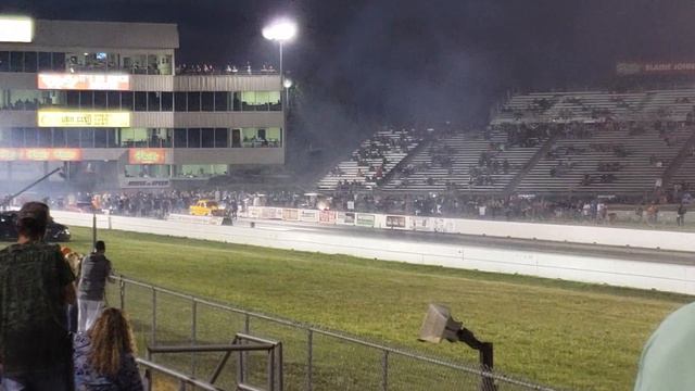 Jeff Lutz vs Mike Henson Plan B смотреть онлайн