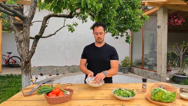 Vrei sa prepari shaorma originala de pui? | Afla cum se condimentează carnea de Shaorma si Kebab? смотреть онлайн