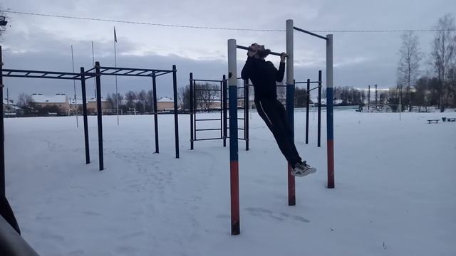 Как Научиться Подтягиваться С Нуля? (3 Простых Шага) смотреть онлайн