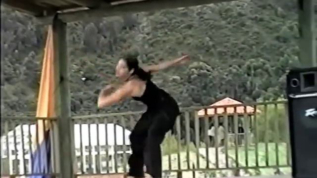 ARMANDO JUNCA PRESENTA POR TI VOLARÉ A CARGO DE ERIKA смотреть онлайн