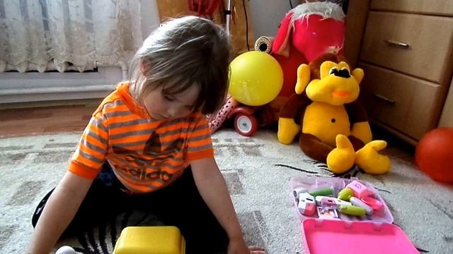 Набор My family doctor, развивающие яйца Tomy смотреть онлайн
