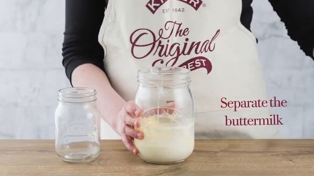 Как приготовить домашнее сливочное масло? Маслобойка ручная Kilner K_0025.352V смотреть онлайн