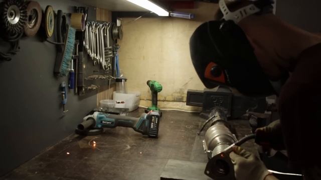 Выбросили дизель ZD30 и ставим бензиновый V8 3UZ от Тойоты!