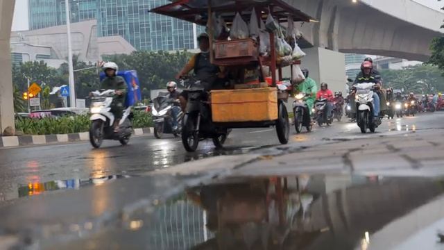 Journey Across Java | Part 1 Jakarta смотреть онлайн