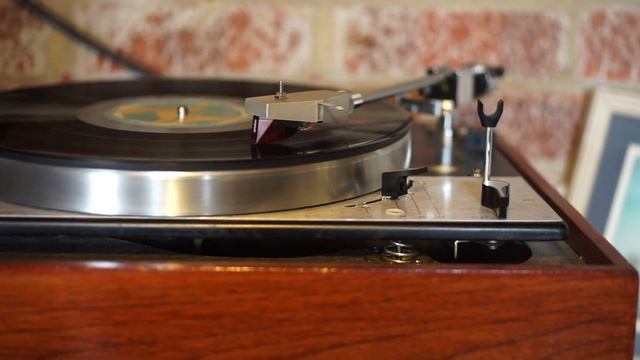 AR2AX +Klugh & James смотреть онлайн