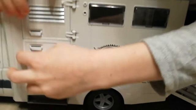 Bruder фургон с лошадью смотреть онлайн