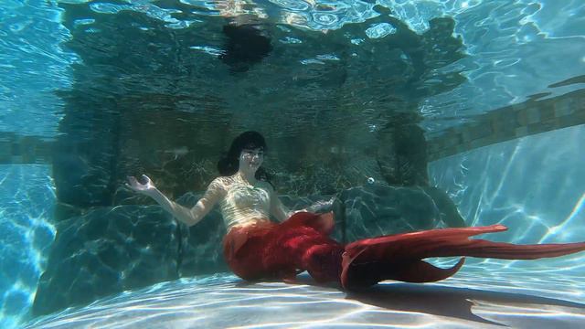 The Little Mermaid 2 Melody Swimming LIVE ACTION! смотреть онлайн
