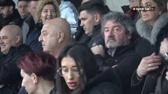 Бакеро в компанията на Венци Стефанов и Лъчо Танев на стадион "Славия" смотреть онлайн