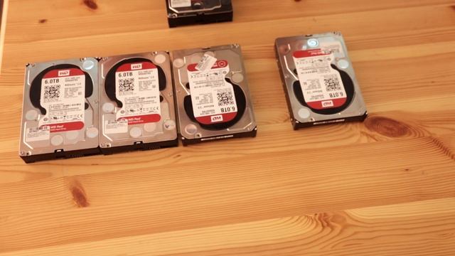 RAID массивы для хранения видео. Какие бывают на пальцах. Практика смотреть онлайн