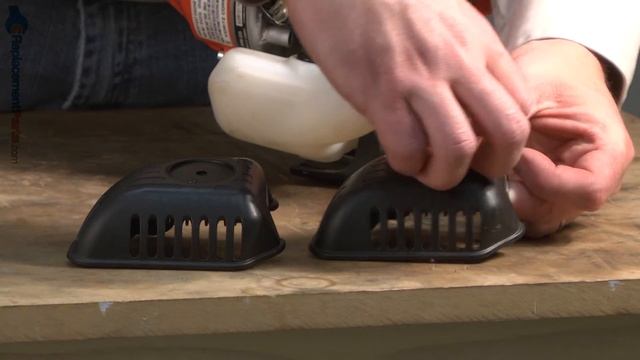 Trimmer Repair - Replacing the Air Cleaner Lid (Echo Part # A232000480) смотреть онлайн