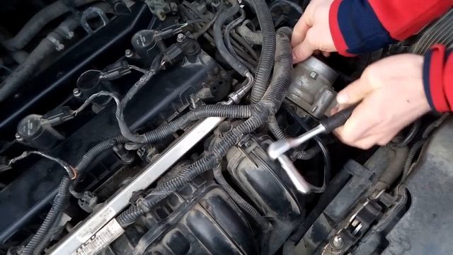 Ford Focus 2. Как почистить дроссельную заслонку Форд Фокус