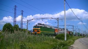 ВЛ80С-874/2570 с грузовым поездом