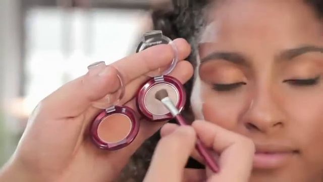 Look Gérbera - Intense Efeito Mate смотреть онлайн