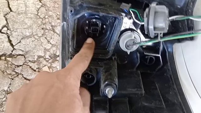 Install rear led reflector lights Toyota Wish смотреть онлайн