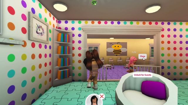 WELCOME TO BLOXBURG DAYCARE! LAILA & MELAINA ROLEPLAY (ROBLOX) RP смотреть онлайн