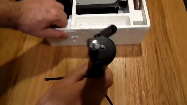 Как приспособить деталь от совкового диапроектора под монопод