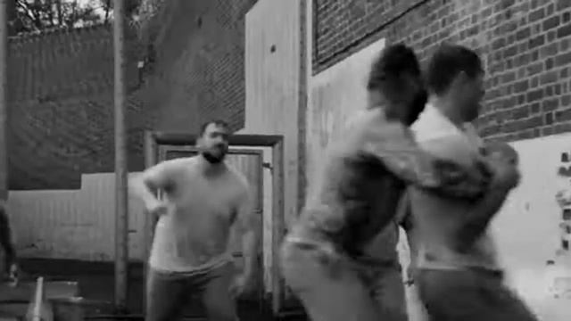 ЧЕМ БОЛЬШЕ ИХ, ТЕМ СИЛЬНЕЕ Я! SW смотреть онлайн