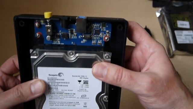 Распаковка и подключение Toshiba 3TB (HDWD130UZSVA) смотреть онлайн